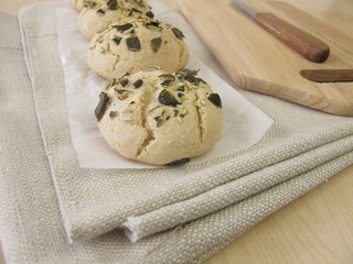 Kürbiskernbrötchen