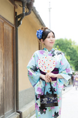 浴衣の女性