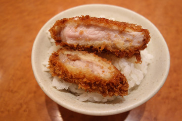 ロースカツ