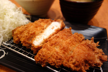 ロースカツ