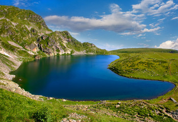 Fototapeta na wymiar Bubreka (Kidney) lake in Rila mountain, Bulgaria