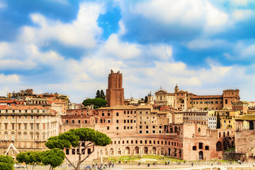 Obraz premium Bella Roma. Lovely View on the historical buildings of Rome