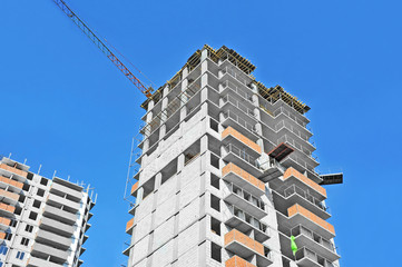 Monolithic building construction site work from concrete