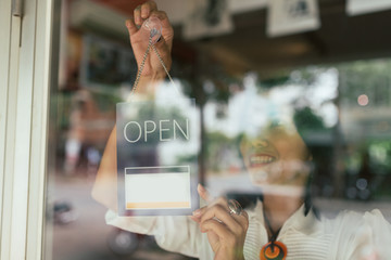 Hanging open sign