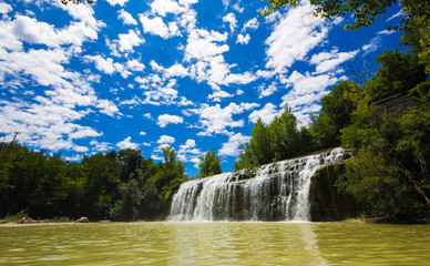 Fototapeta premium Foto della cascata del Sasso a Sant'Angelo in Vado
