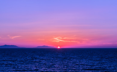 Scenic view of beautiful sunset above the sea