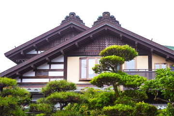 日本の古い様式の家屋