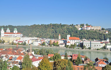 Naklejka na ściany i meble die Drei-Flüsse-Stadt Passau in Niederbayern