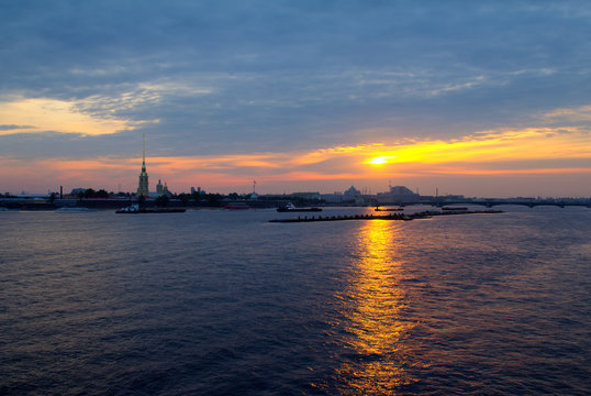 White Nights in St. Petersburg Holiday Scarlet Sails.