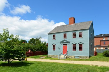 Wheelwright House was built in 1780 at Strawbery Banke Museum in Portsmouth, New Hampshire - obrazy, fototapety, plakaty