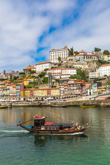 Obraz premium Porto and old traditional boats