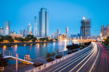 Obraz premium tianjin cityscape in night falls