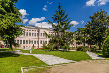 Obraz premium Istanbul. View Park of the Dolmabahçe Palace