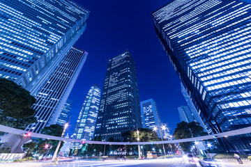 新宿高層ビルの夜景
