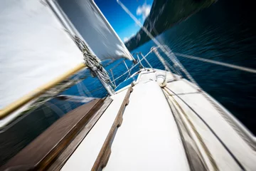 Papier Peint photo Lavable Naviguer sailing on the lake - blurred style photo
