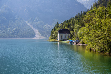 Plansee in den österreichischen Alpen