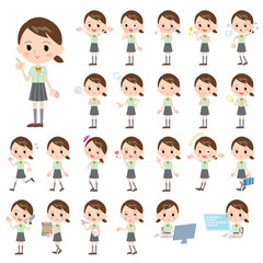 半袖淡緑シャツ女子学生