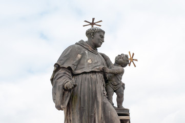 statue on Charles bridge