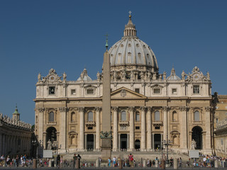 Fototapeta na wymiar St. Peter Cathedral in Vatican, Rome.