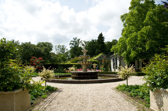 Schlossgarten Arcen