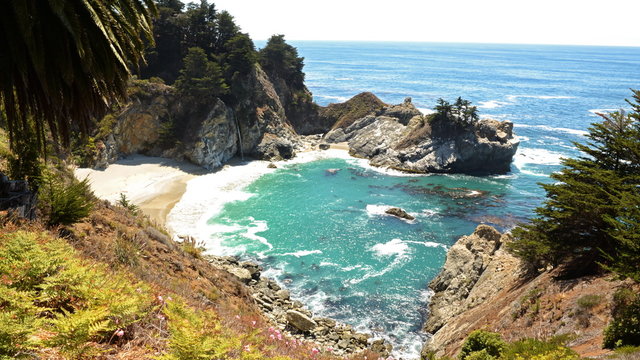  Time lapse footage with zoom in motion of Mc Way Falls at daytime in Julia Pfeiffer Burns State Park, Big Sur, California