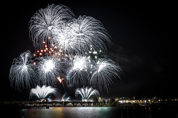 Fuegos artificiales