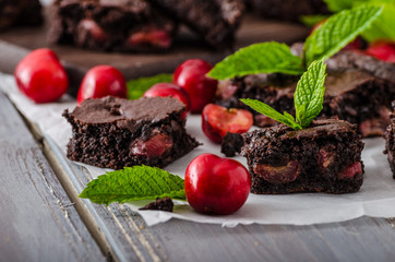 Chocolate brownies with cherries