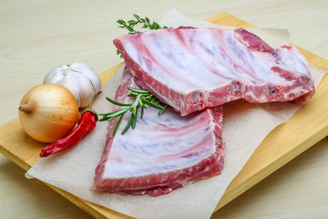 Raw pork ribs