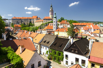Fototapeta na wymiar View to church and castle in Cesky Krumlov, Czech republic