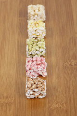 gangjeong, Korean fried glutinous rice crackers