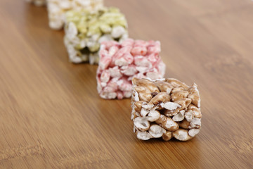 gangjeong, Korean fried glutinous rice crackers