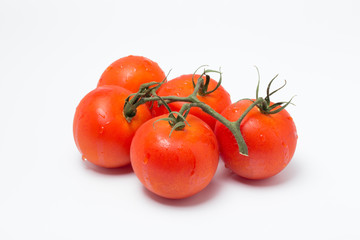 トマト（房付きのトマト）　横位置