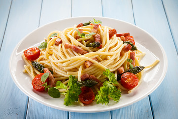 Pasta with meat and vegetables