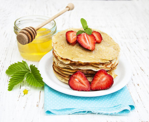 Pancakes with strawberries