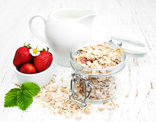 Muesli with strawberries
