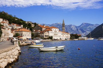 Fototapeta na wymiar promenade of Perast, Montenegro