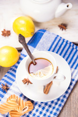 tea with lemon