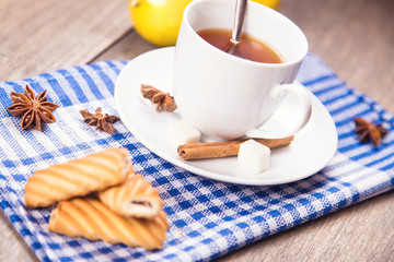 tea with lemon