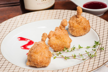 Quail tempura with red sauce