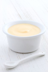 peach yogurt