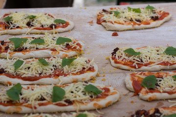 fertig belegte Pizzabrötchen