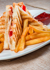 Grilled sandwiches with chicken and egg