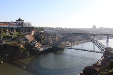 Naklejka premium Vistas de Oporto. Portugal.