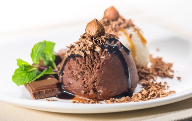 Caramel, gelato, frozen.