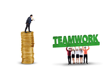 Fototapeta premium Corporate leader with his team