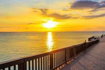Obraz premium Seaside promenade 
