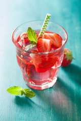 summer strawberry lemonade with lime and mint
