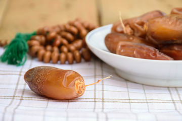 Muslim will breaking their fasting with date palm