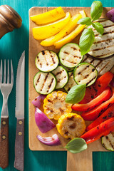 healthy grilled vegetables on chopping board