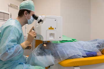 Ophthalmology lasik surgeon - obrazy, fototapety, plakaty